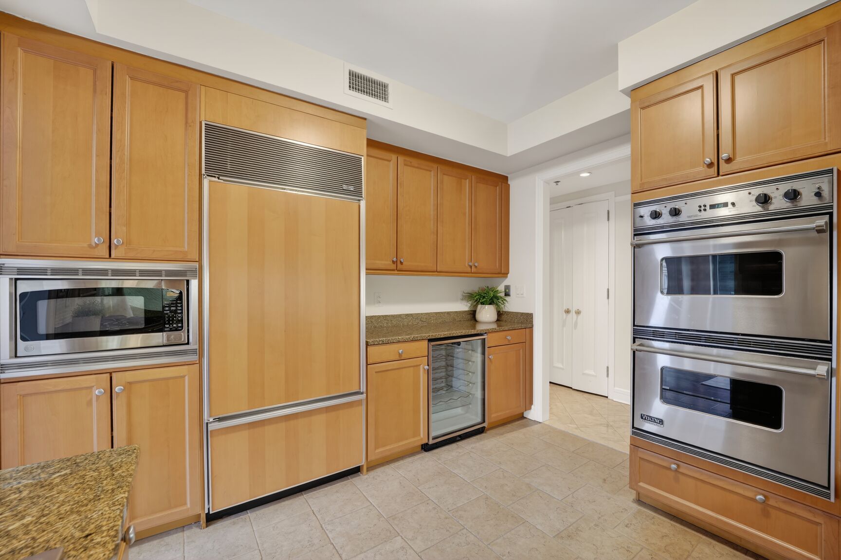 1155 23rd Street Northwest, Unit 7C Washington, DC 20037 - Photo 10 of 39