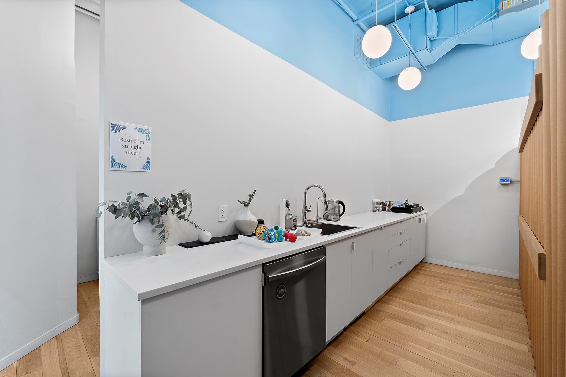 21 Warren Street, Unit RETAIL Manhattan, NY 10007 - Photo 5 of 8