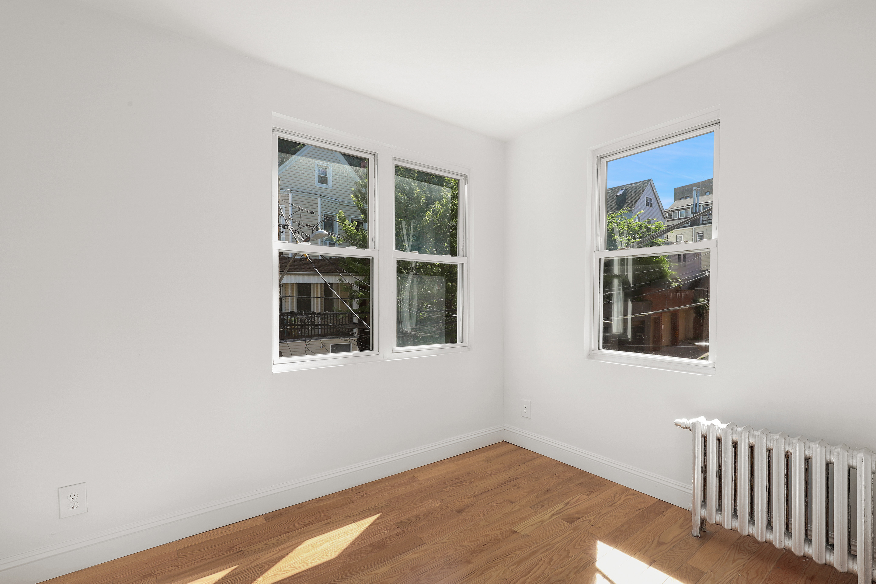 156 Summit Place Bronx, NY 10463 - Photo 8 of 38