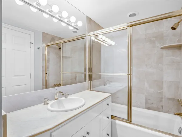 $1,299,000 | 277 South Spalding Drive, Unit 102, Beverly Hills, CA 90212