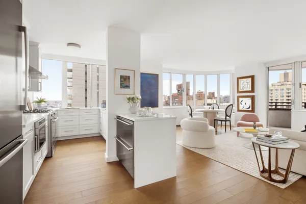 $2,200,000 | 455 East 86th Street, Unit 20E | Upper East Side