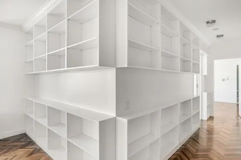 $1,995,000 | 360 East 88th Street, Unit 33B | Upper East Side