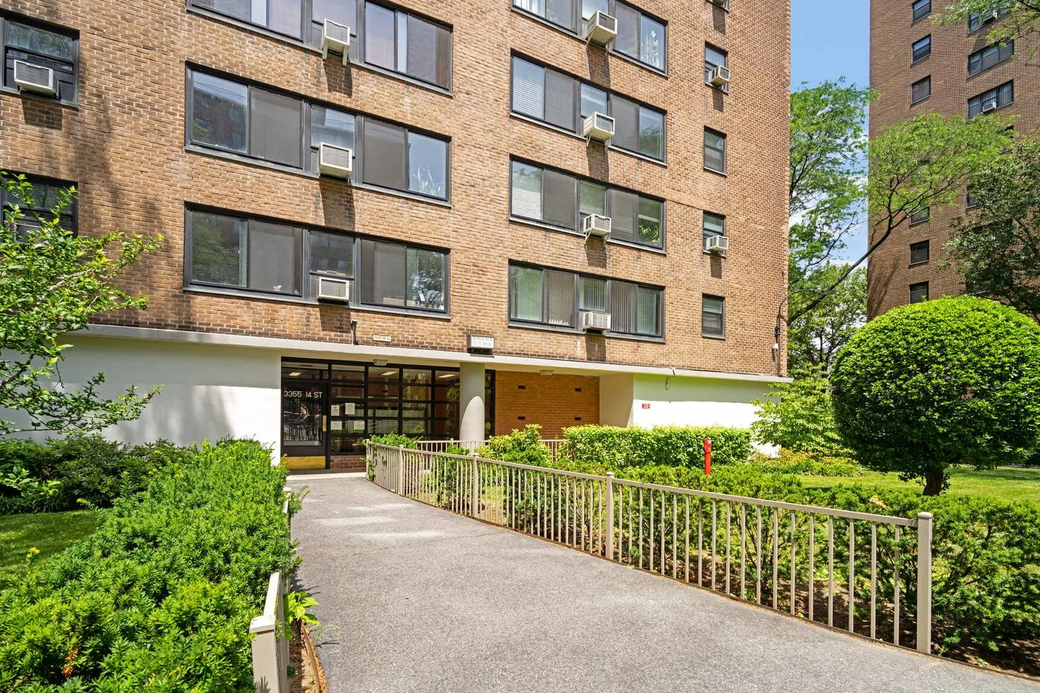$699,000 | 33-47 14th Street, Unit 6C | Astoria