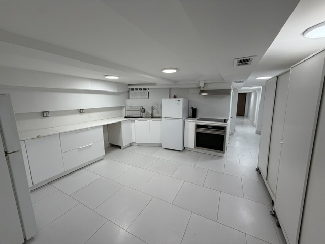 178 Gelston Avenue, Unit 1 Brooklyn, NY 11209 - Photo 2 of 4