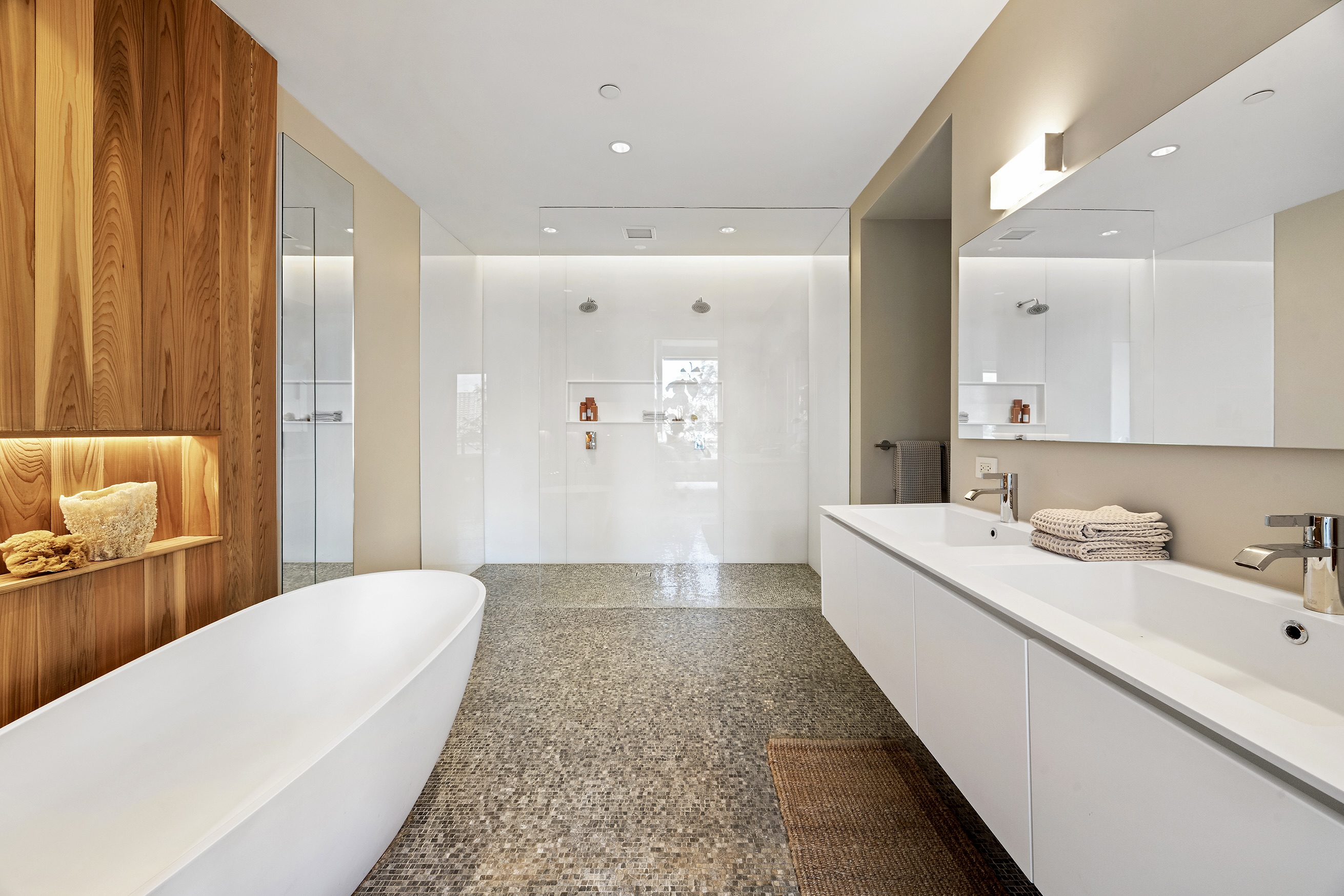 1 John Street, Unit 3B Brooklyn, NY 11201 - Photo 11 of 27 a bathroom with a tub sink and mirror
