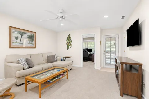 $719,000 | 5280 Kestrel Crossing Drive, Alexandria, VA 22312