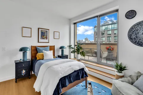 $1,450,000 | 40 West 116th Street, Unit A907 | Harlem