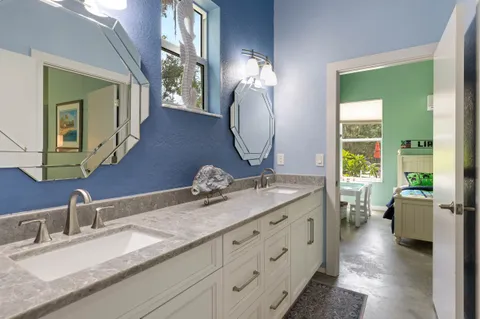 $1,350,000 | 30950 Mossy Oak Terrace, Myakka City, FL 34251