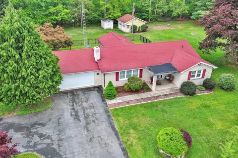 $675,000 | 1609 Fairmount Road, Hampstead, MD 21074