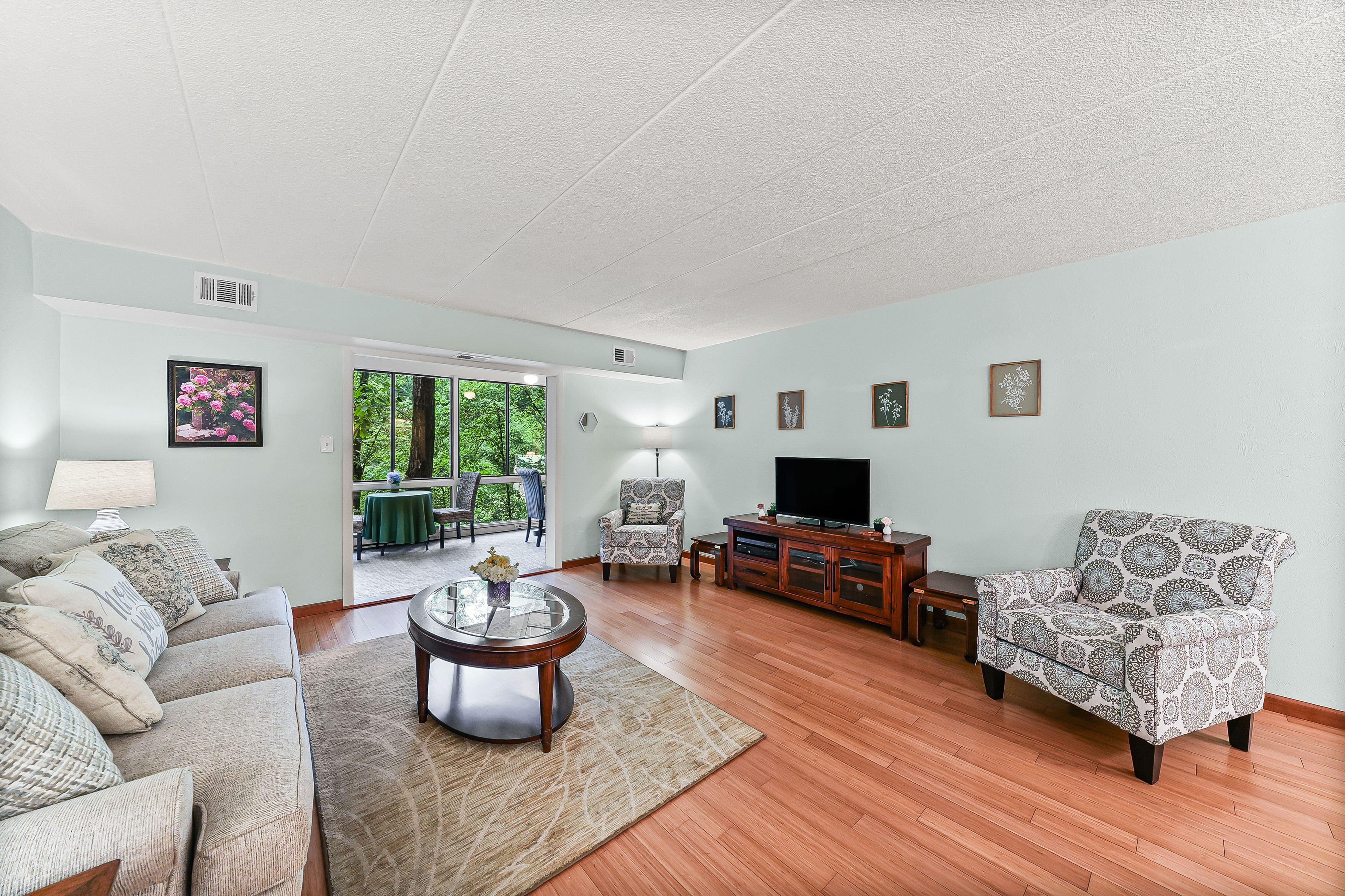 520 North Lemon Street, Unit F6 Media, PA 19063 - Photo 3 of 28