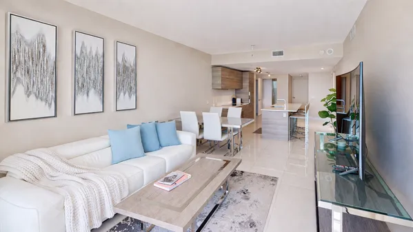$889,000 | 650 Northeast 32nd Street, Unit 2005, Miami, FL 33137