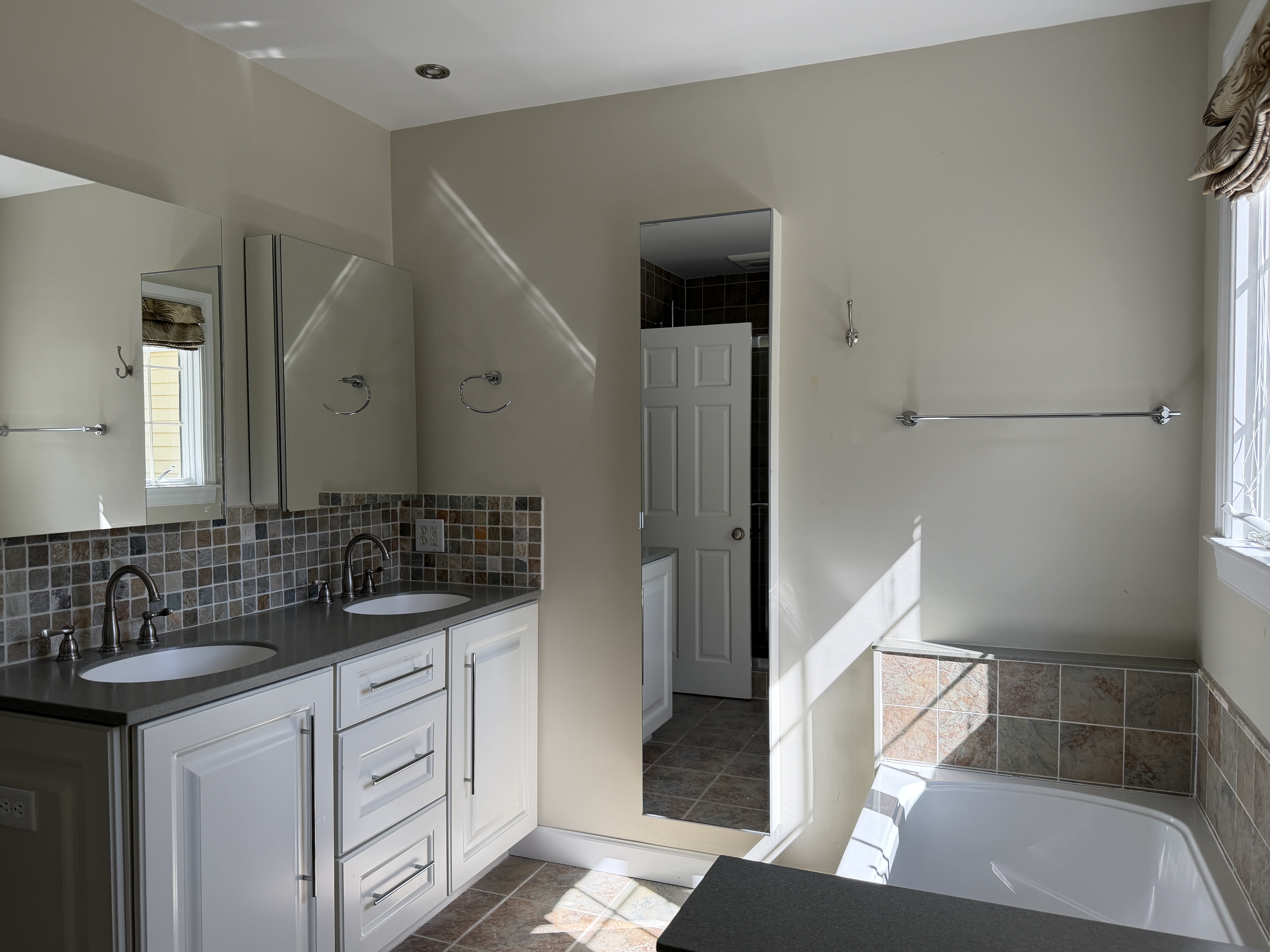 24 Russett Hill Road Sherborn, MA 01770 - Photo 7 of 12