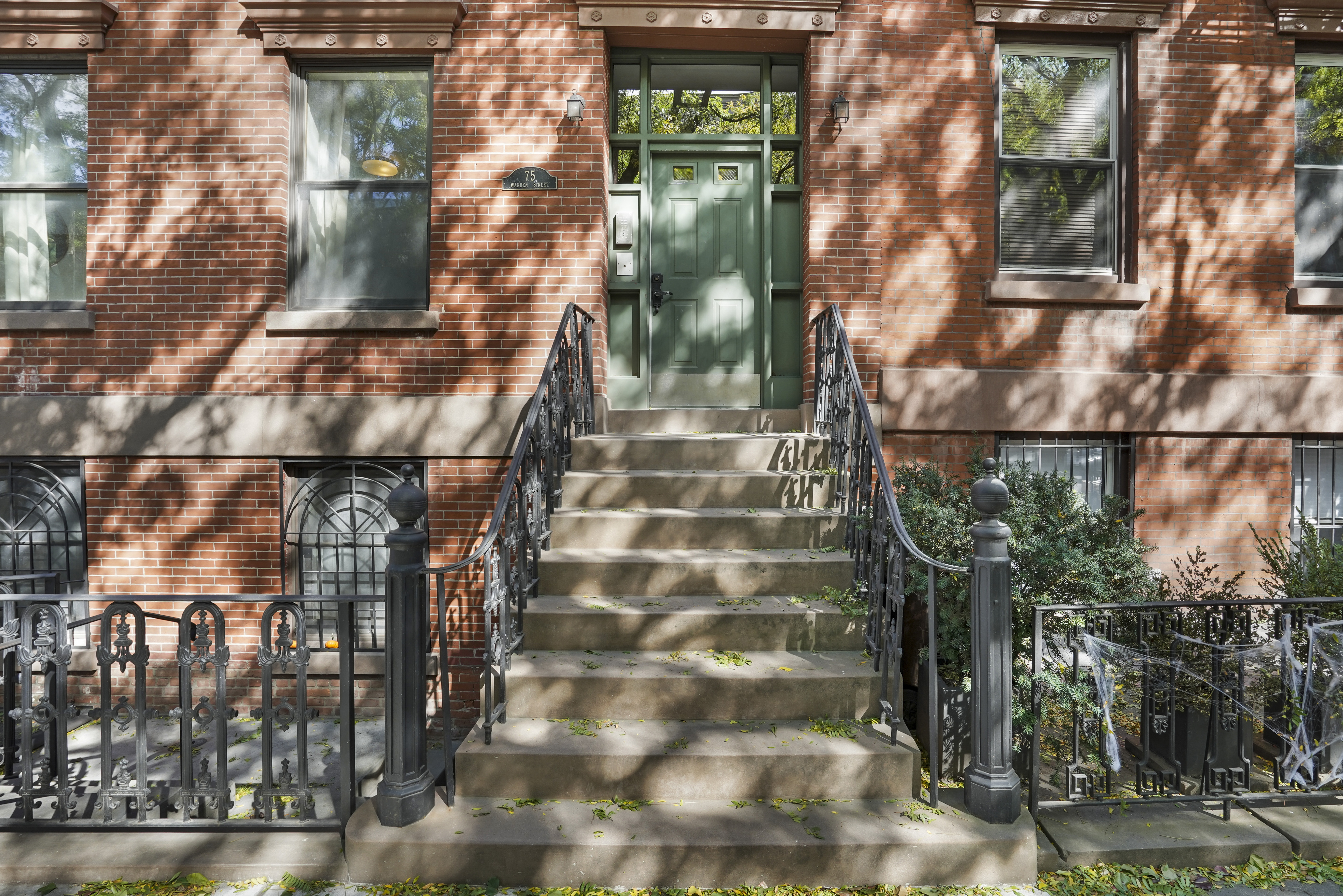 75 Warren Street, Unit 4 Brooklyn, NY 11201 - Photo 10 of 11 a view of entryway