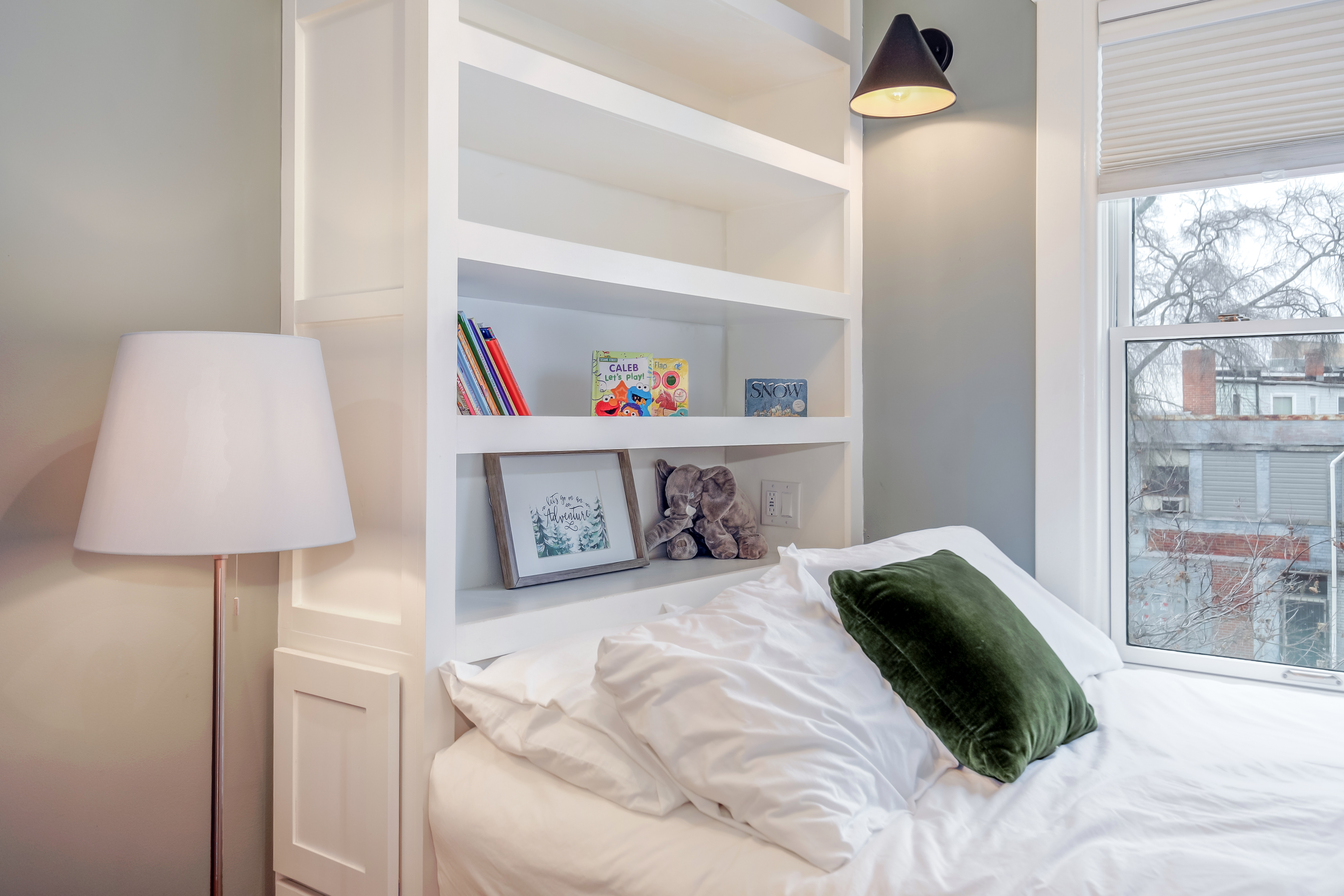 935 15th Street Southeast Washington, DC 20003 - Photo 29 of 45