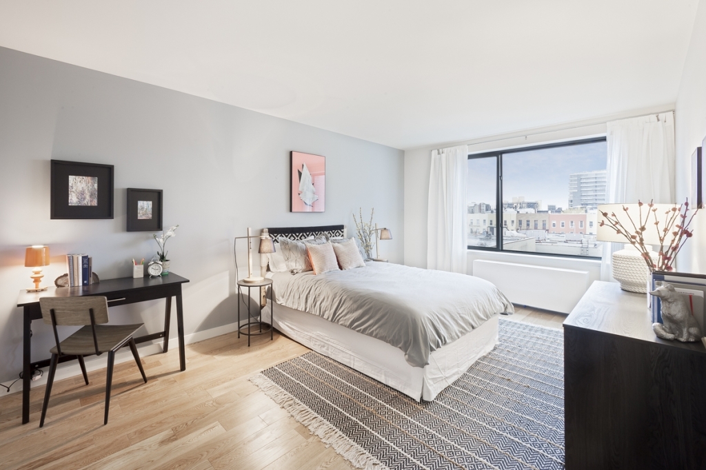 46-09 11th Street, Unit 4H Queens, NY 11101 - Photo 4 of 13