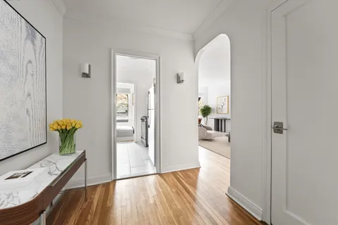 $519,000 | 530 East 90th Street, Unit 2M | Upper East Side