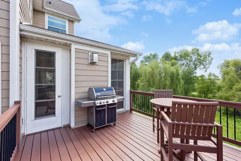 $1,250,000 | 16630 54th Court North, Plymouth, MN 55446