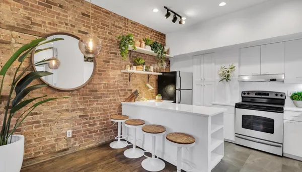 $795,000 | 354 West 23rd Street, Unit 2A | Chelsea