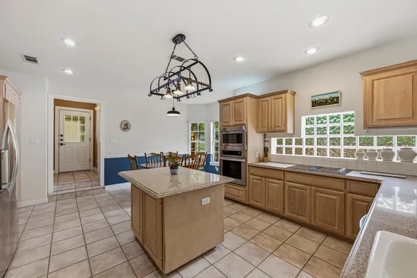$635,000 | 3216 Lakeway Boulevard, Austin, TX 78734