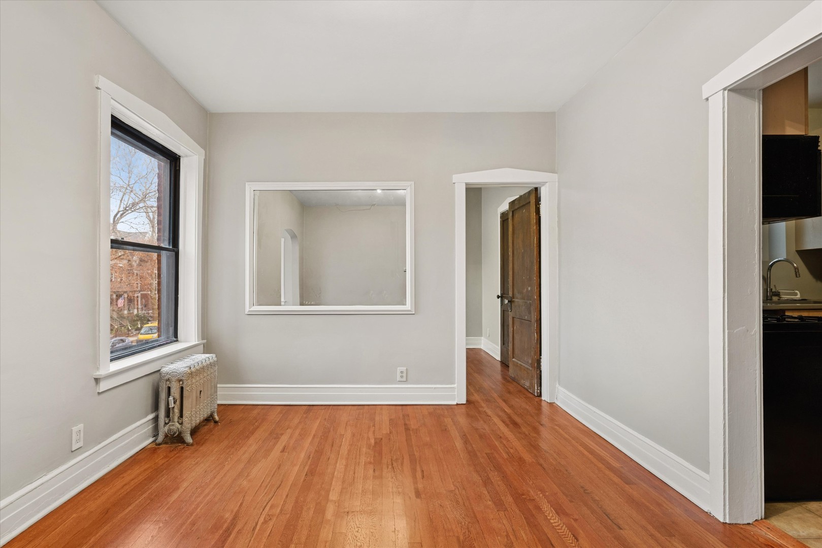 1501 West Cornelia Avenue, Unit 2 Chicago, IL 60657 - Photo 8 of 20