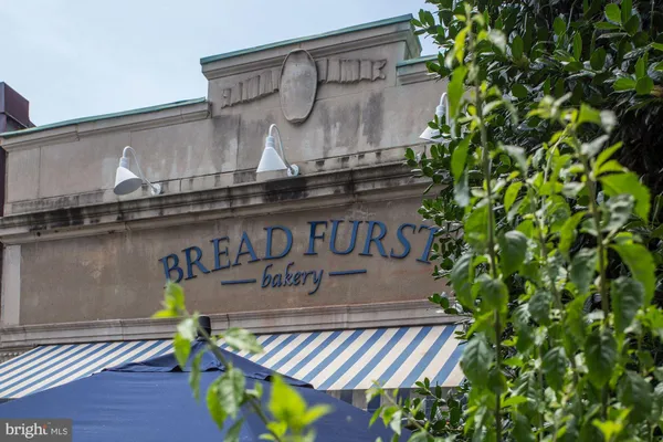 $5,495 | 3808 Veazey Street Northwest, Washington, DC 20016