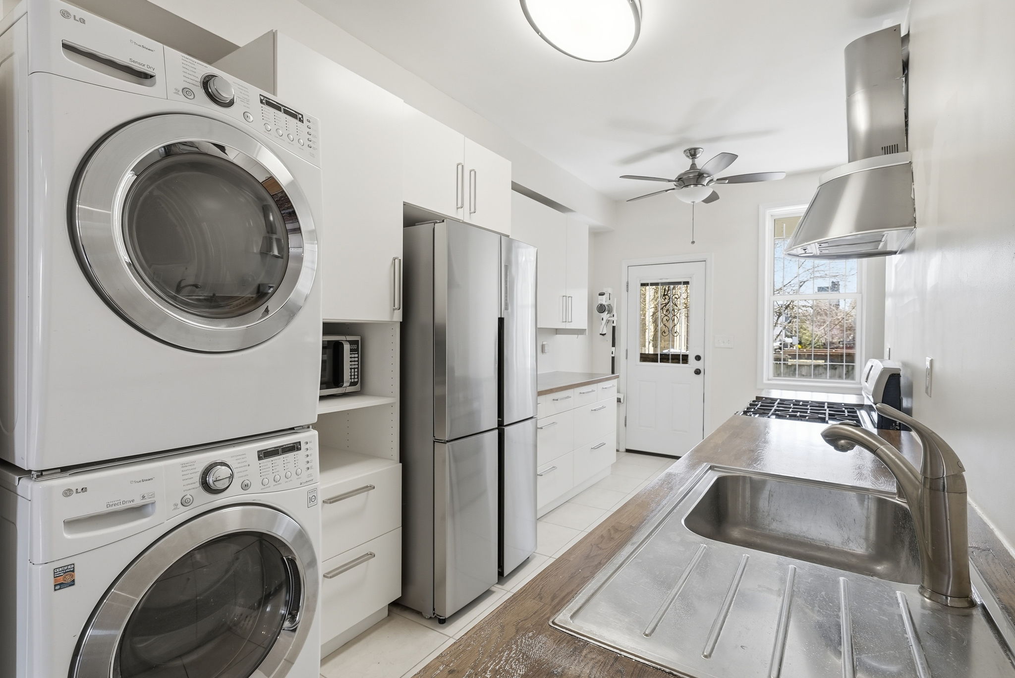 707 15th Street Northeast Washington, DC 20002 - Photo 5 of 27