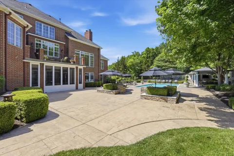 $3,250,000 | Ess Road, Kansas City, MO 64136