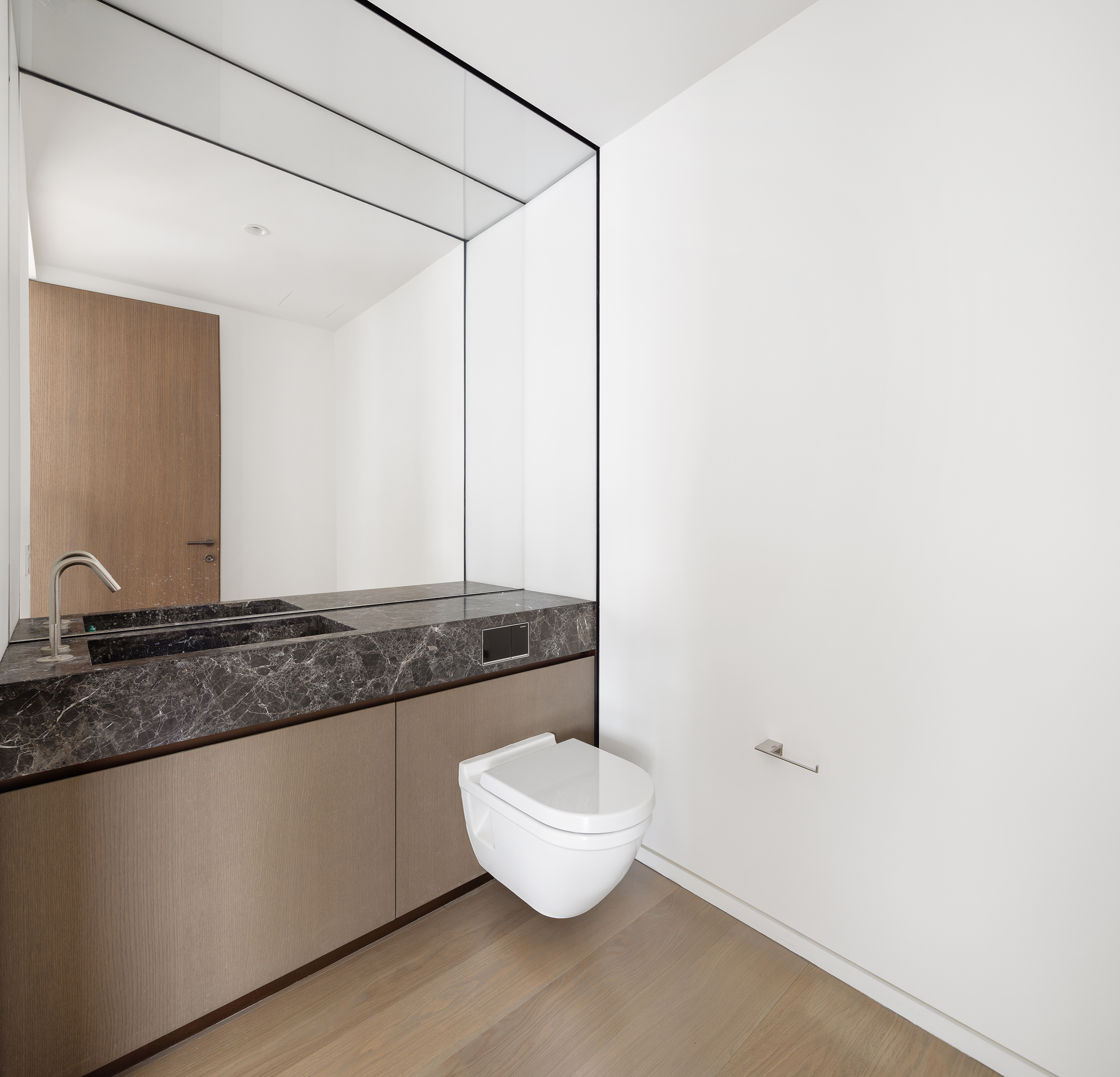 100 East 53rd Street, Unit 46B Manhattan, NY 10022 - Photo 5 of 6 Gallery Image 5
