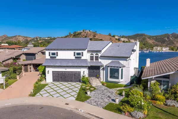 $5,500,000 | 3704 Capstan Circle, Westlake Village, CA 91361