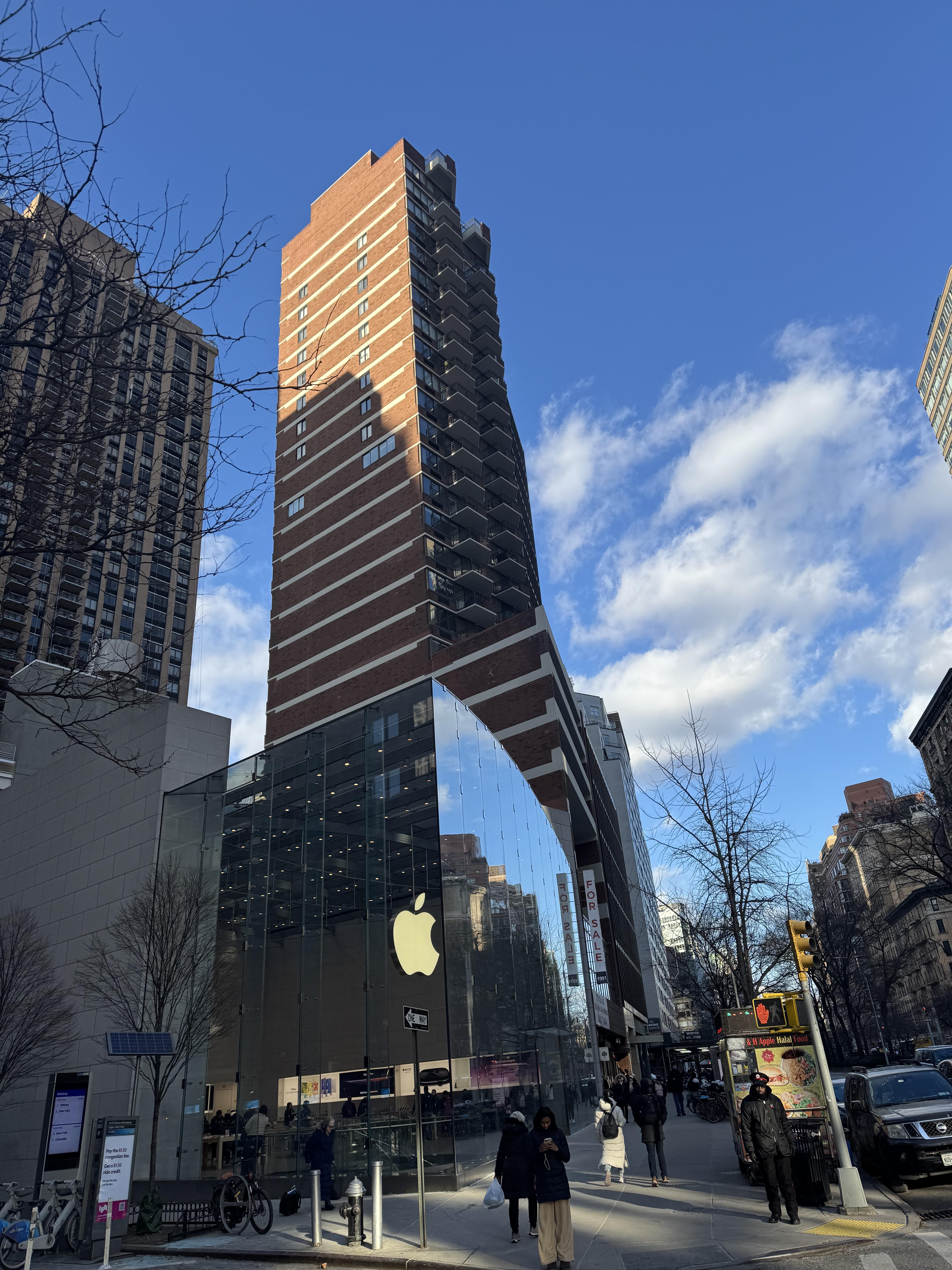 1991 Broadway, Unit 20C Manhattan, NY 10023 - Photo 2 of 6