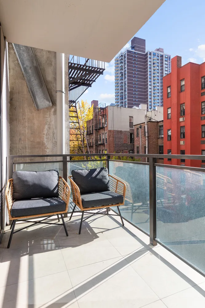 $3,375,000 | 310 East 86th Street, Unit 4B | Upper East Side