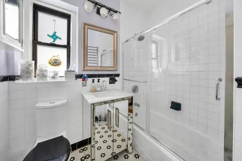 $775,000 | 47-20 42nd Street, Unit 1H | Sunnyside