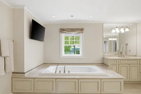 $2,575,000 | 8455 Portland Place, McLean, VA 22102