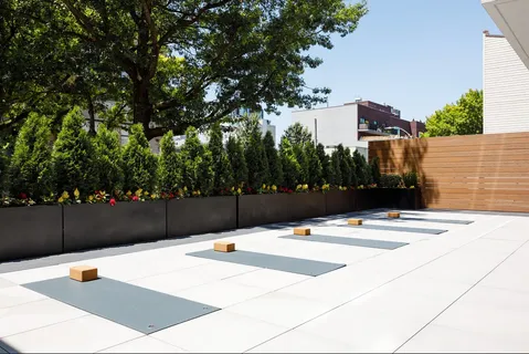 a view of a tennis court