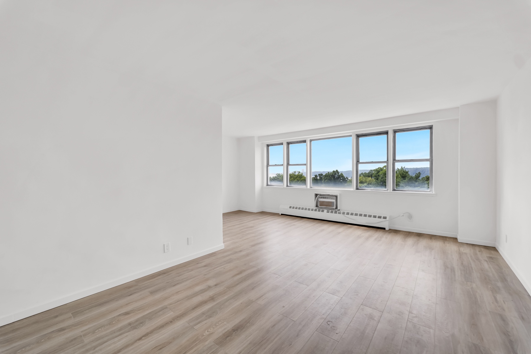 5900 Arlington Avenue, Unit 7O Bronx, NY 10471 - Photo 2 of 15