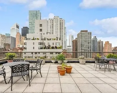 $349,000 | 411 East 57th Street, Unit 2F | Sutton Place