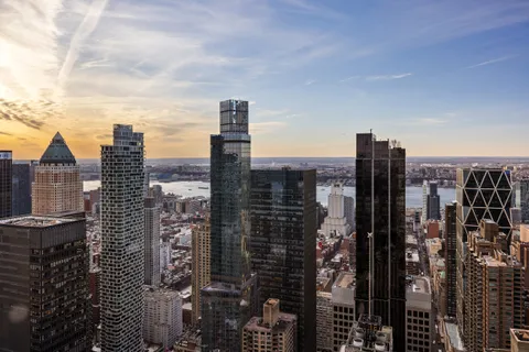 $2,650,000 | 150 West 56th Street, Unit 6204 | Theater District
