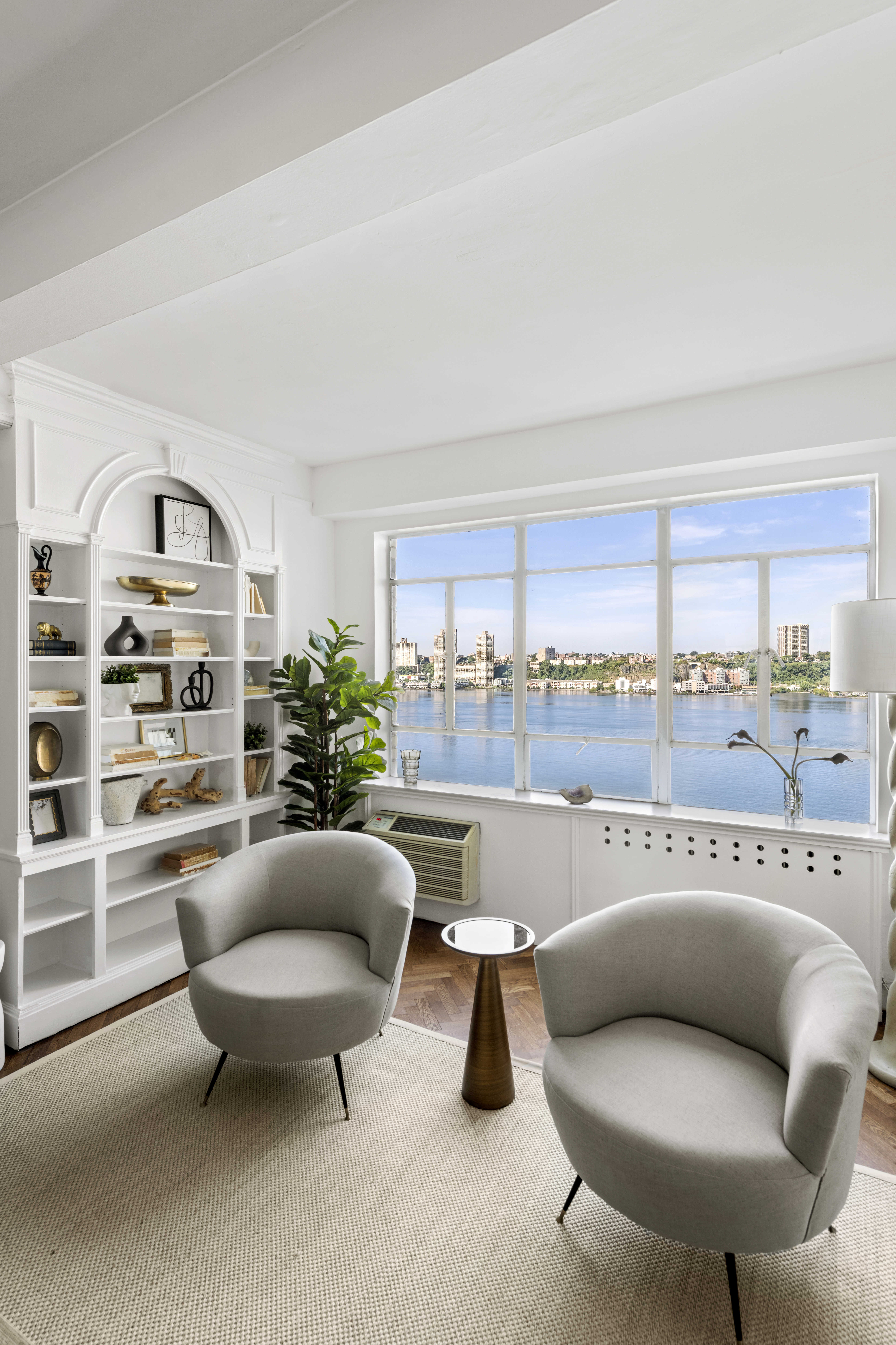 140 Riverside Drive, Unit 12K Manhattan, NY 10024 - Photo 3 of 17