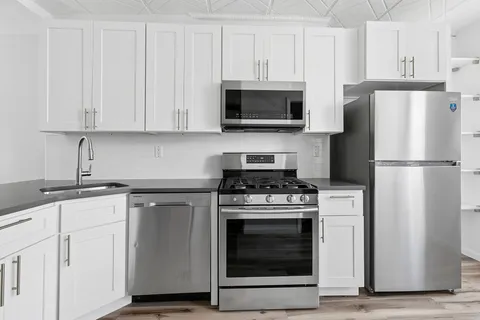$680,000 | 507 President Street, Unit 4L | Gowanus