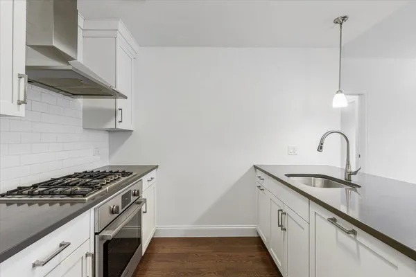 $6,000 | 10 Byron Place, Unit 320, Larchmont, NY 10538