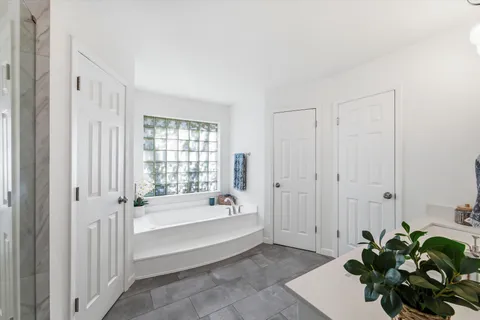 $475,000 | Address Upon Request, Dalworthington Gardens, TX 76016