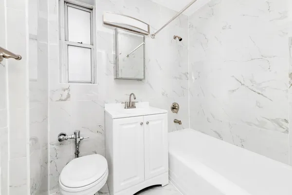 $282,000 | 180 Van Cortlandt Park South, Unit 3B | Kingsbridge