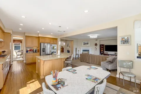 $1,350,000 | 661 Stoneman Court, Benicia, CA 94510