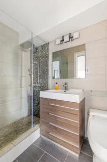 $1,250,000 | 401 East 65th Street, Unit 11HI | Lenox Hill