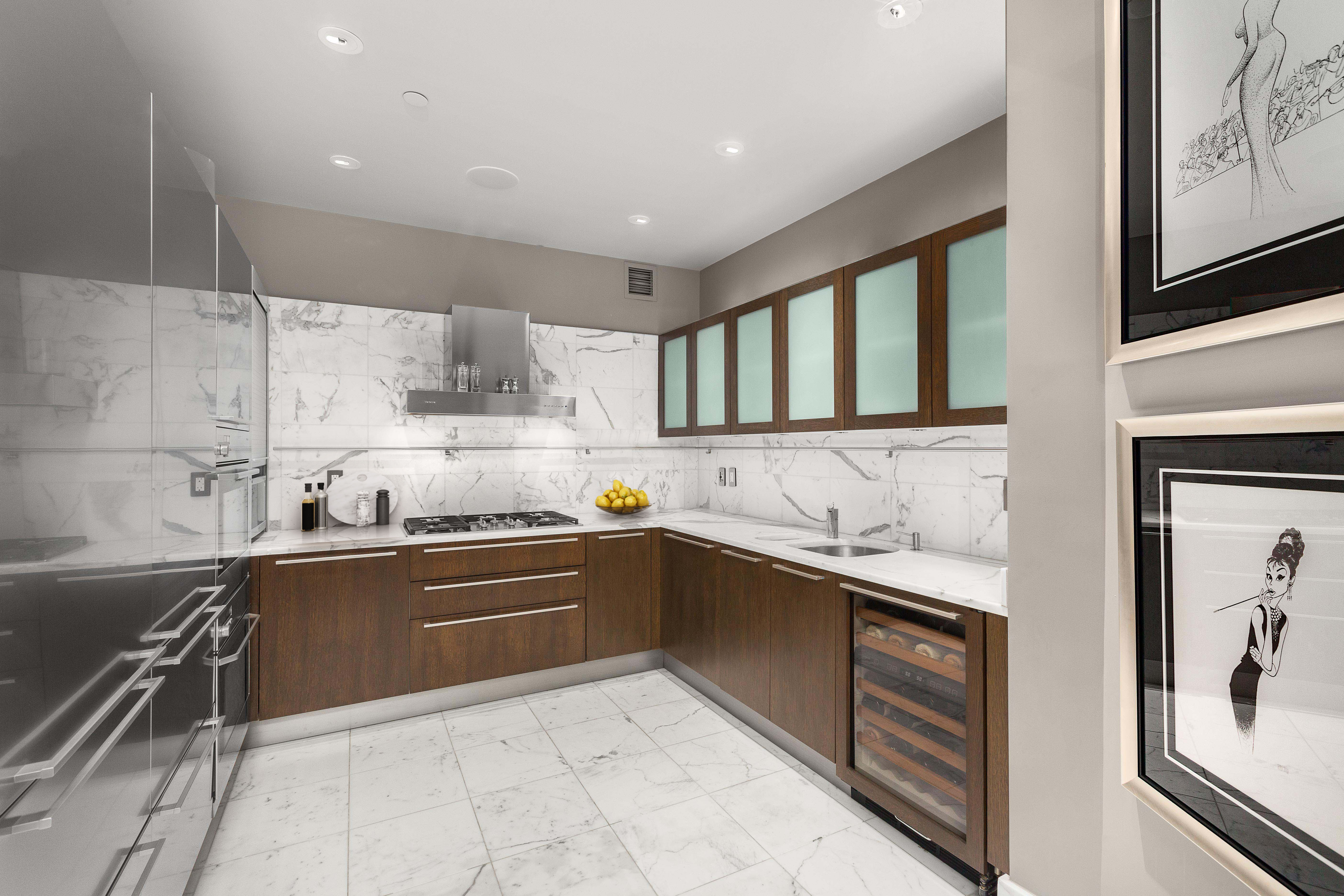 80 Columbus Circle, Unit Undisclosed New York, NY 10019 - Photo 7 of 26