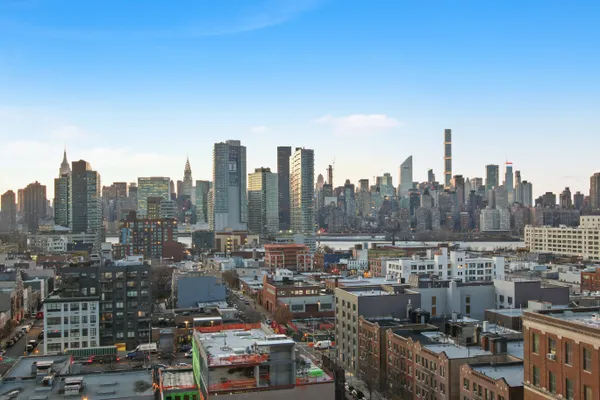 $6,750 | 13-33 Jackson Avenue, Unit 9B | Long Island City