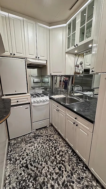 415 West 46th Street, Unit 1B Manhattan, NY 10036 - Photo 20 of 21