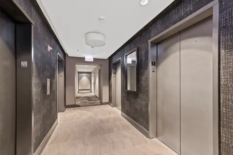 $550,000 | 60 East Monroe Street, Unit 2608, Chicago, IL 60603