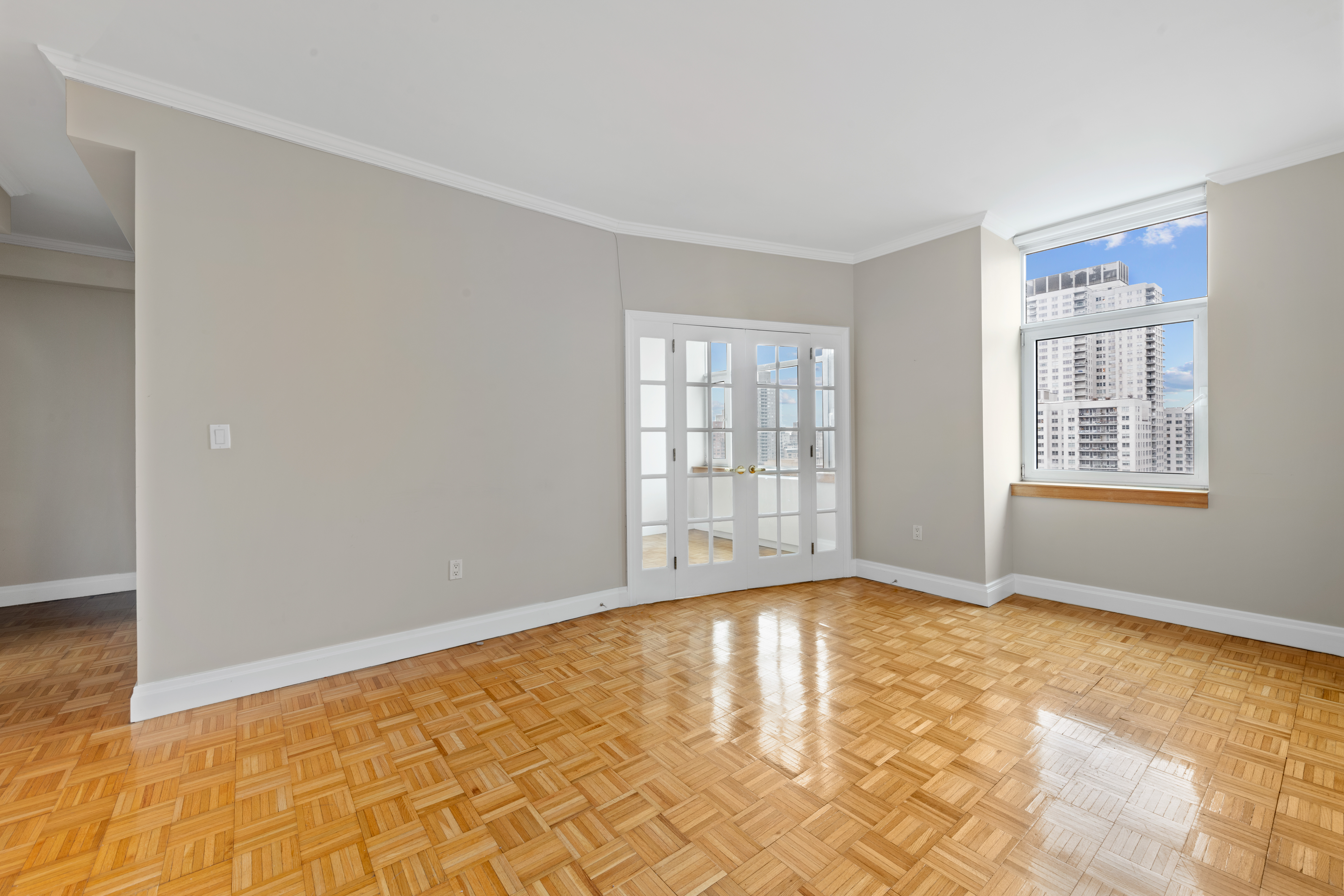 404 East 76th Street, Unit 14D Manhattan, NY 10021 - Photo 12 of 14