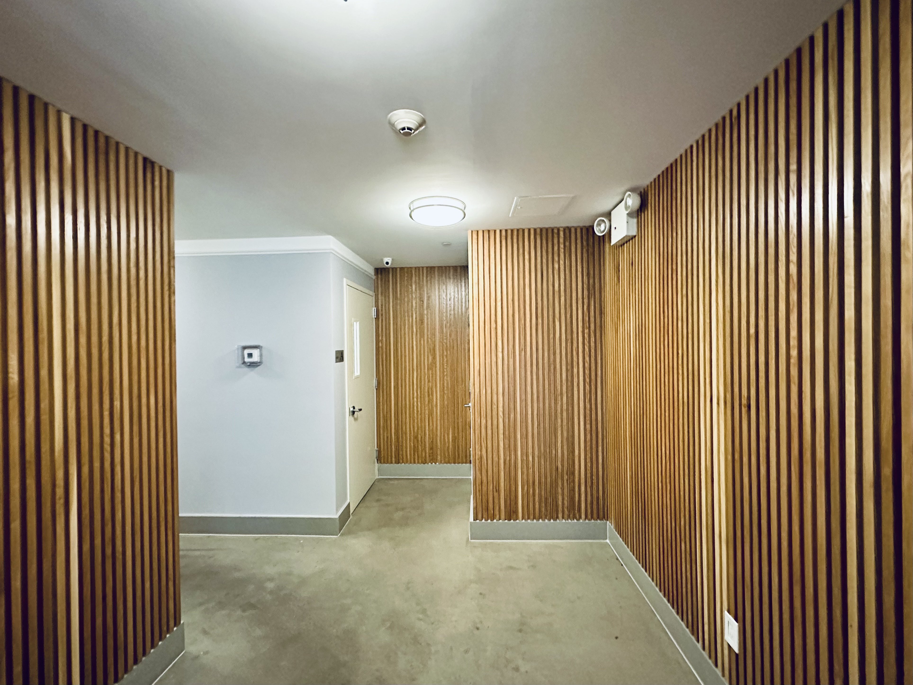 23 Bleecker Street, Unit 4E Brooklyn, NY 11221 - Photo 9 of 11 wooden floor in a livingroom